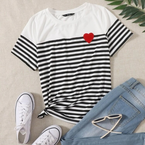 Tops - ✴️
 Heart Striped T-Shirt ♥️